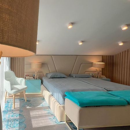 Pino - Villa, Casa, Cucina Е Terrazza البينا المظهر الخارجي الصورة